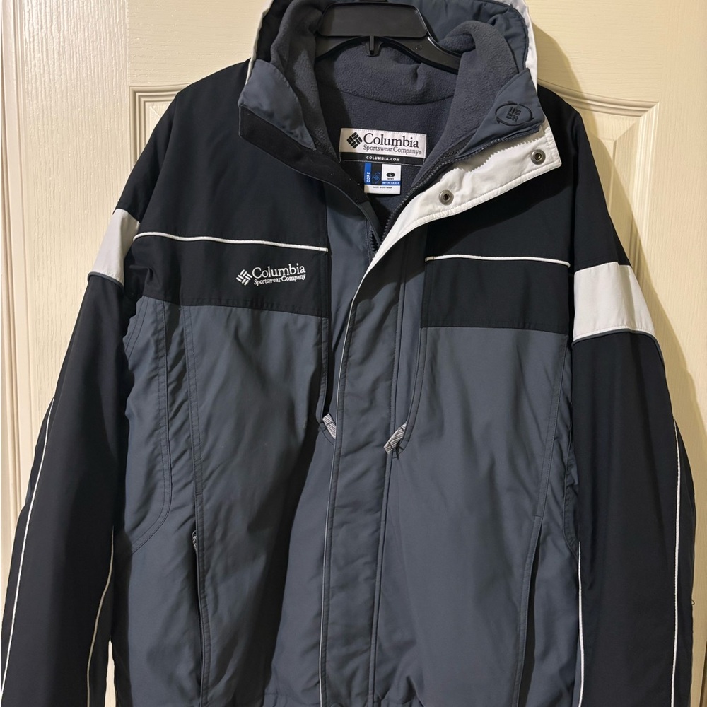 Columbia Men's Black and Gray Interchange 3-1 Ski Jacket